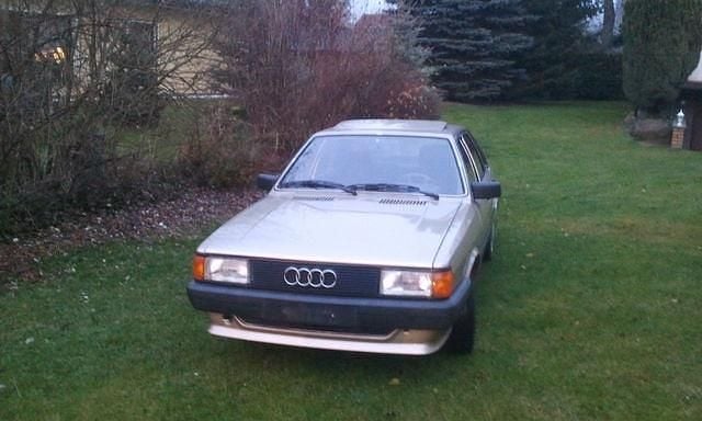 Gebraucht Audi 80 75 PS (55 kW) 1985 Gold metallic Limousine