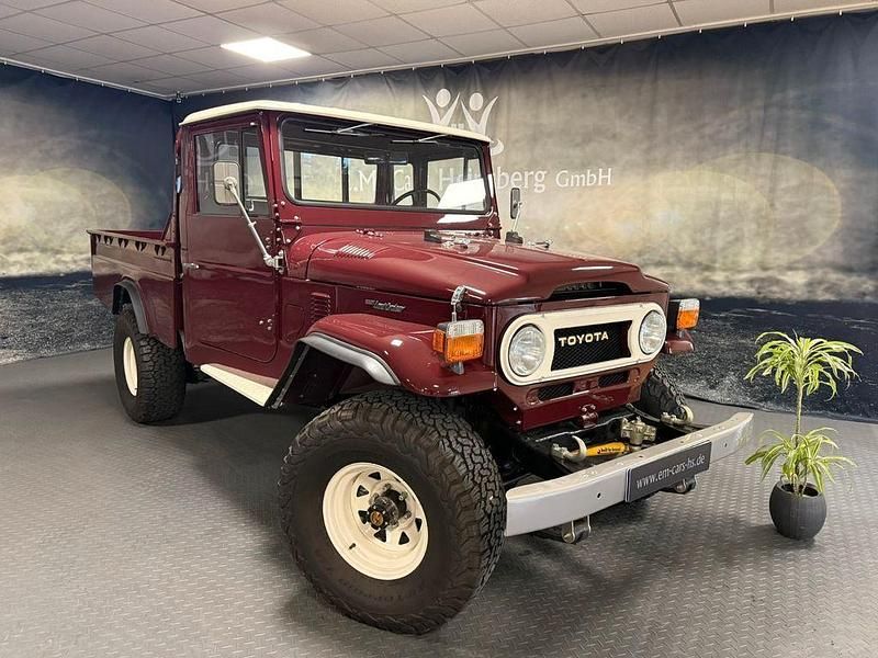 Rot Gebraucht 1975 Toyota Land Cruiser Abholung | 79.700 € - Bild 1/4