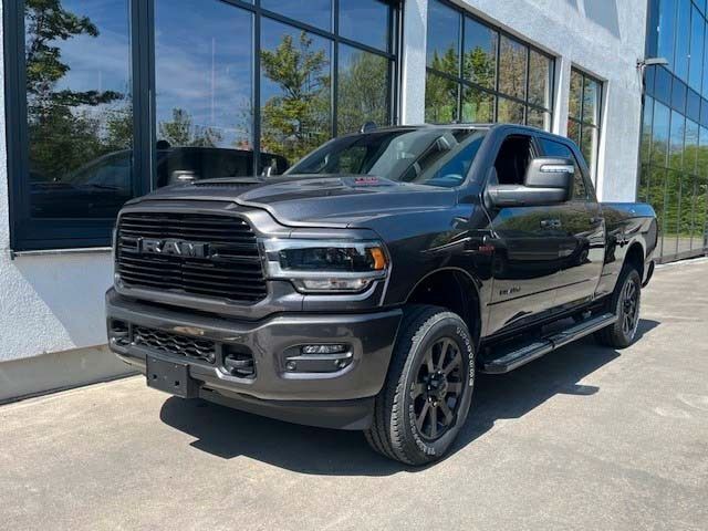Grau Gebraucht 2024 Dodge Ram Abholung | 107.800 € (Fairer Preis) - Bild 1/4