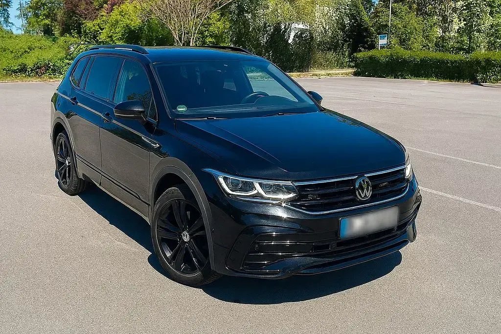 Gebraucht VW Tiguan Allspace R-line 190 PS (139 kW) 2022 Schwarz SUV