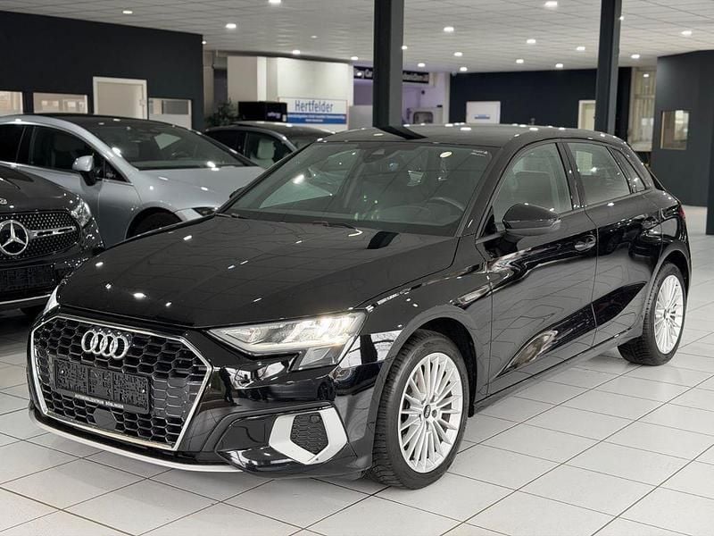 Gebraucht Audi A3 Advanced 110 PS (80 kW) 2022 Schwarz Limousine
