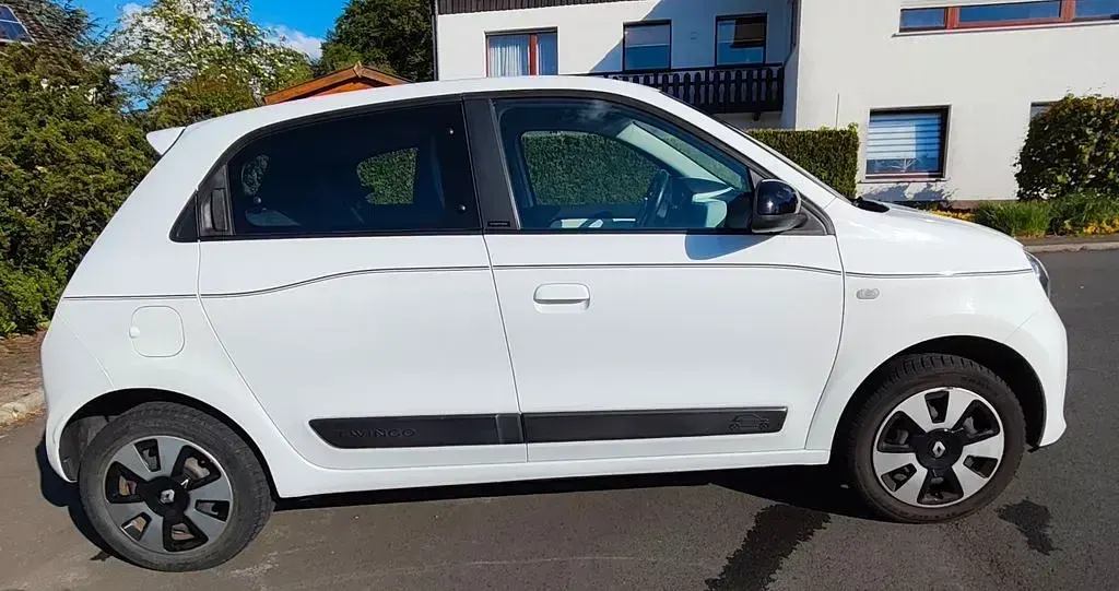 Gebraucht Renault Twingo LIMITED 69 PS (50 kW) 2017 Weiß Kleinwagen