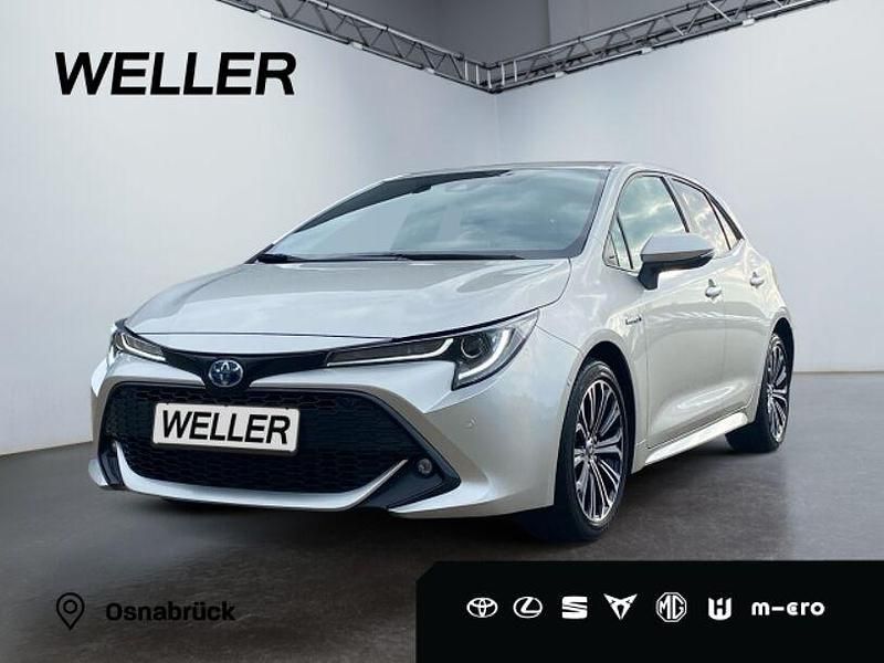Silber Gebraucht 2021 Toyota Corolla Team Limousine | 21.110 € (Guter Preis) - Bild 1/4