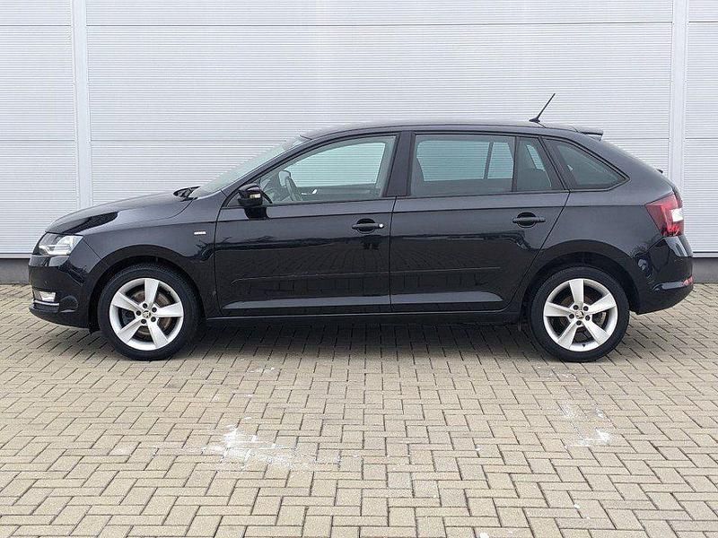 Gebraucht Skoda Rapid Clever 110 PS (80 kW) 2018 Schwarzmagic perleffekt (metallic) Kleinwagen