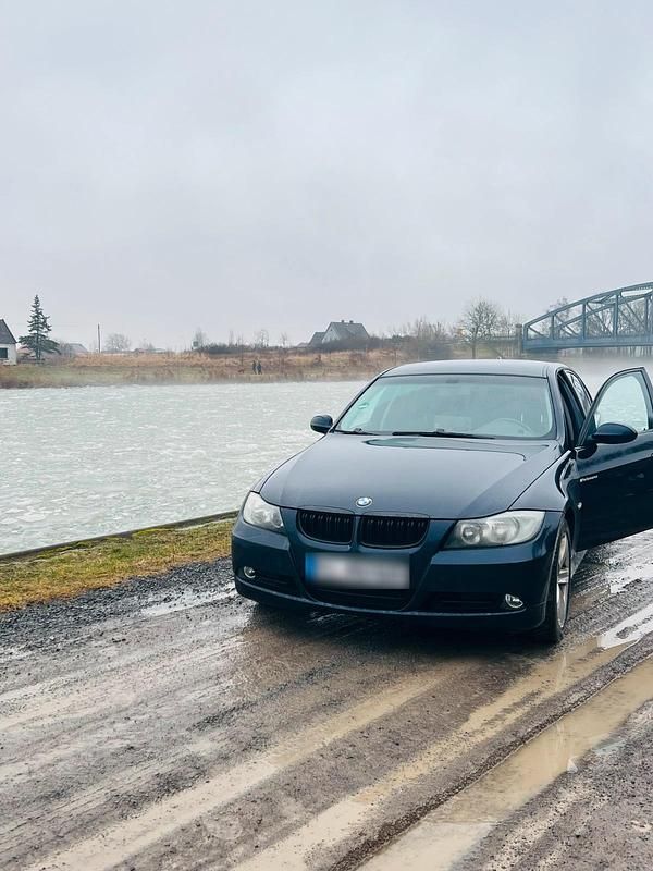 Gebraucht BMW 318 122 PS (89 kW) 2025 Andere farben Limousine