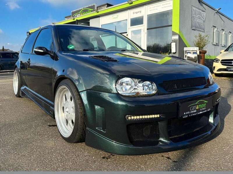 Sonderlack mit goldeffekt Gebraucht 1998 VW Golf IV Comfortline Limousine | 4.500 € - Bild 1/4