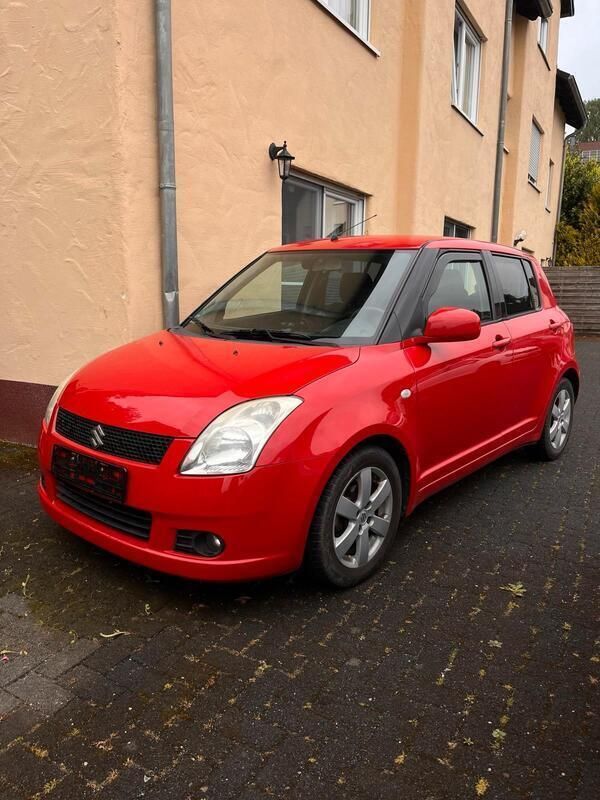 Rot Gebraucht 2007 Suzuki Swift Kleinwagen | 2.200 € (Fairer Preis) - Bild 1/4