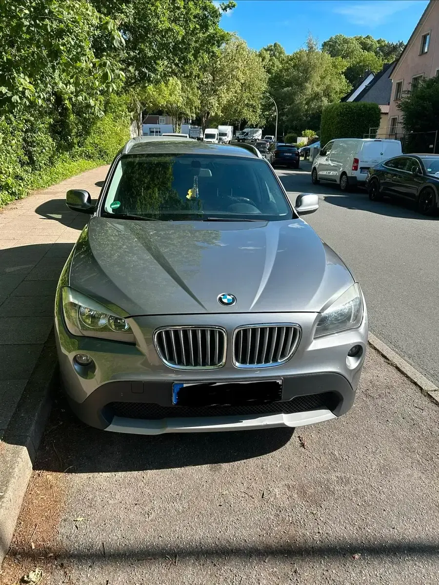 Gebraucht BMW X1 140 PS (102 kW) 2011 Grau SUV