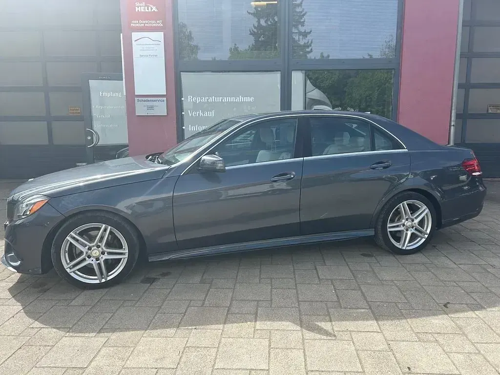 Gebraucht Mercedes E350 AMG 306 PS (225 kW) 2018 Grau Limousine