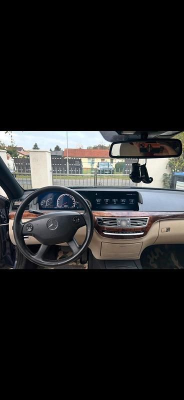 Gebraucht Mercedes S500 387 PS (284 kW) 2006 Blau Limousine