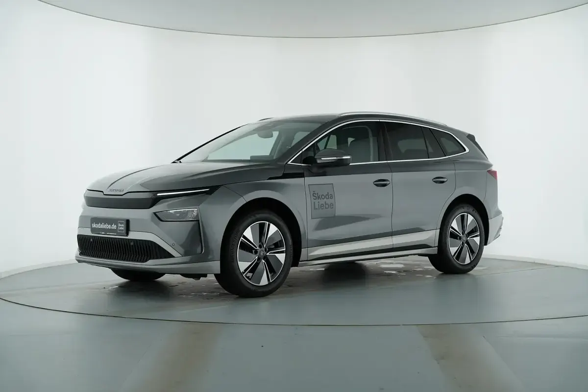 Gebraucht Skoda Enyaq iV Loft 150 kW (204 PS) 2025 Graphitegrau metallic SUV