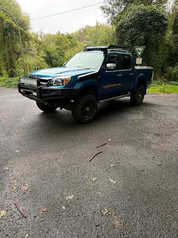 Blau Gebraucht 2009 Ford Ranger Wildtrack Abholung | 9.500 € (Fairer Preis) - Bild 1/4