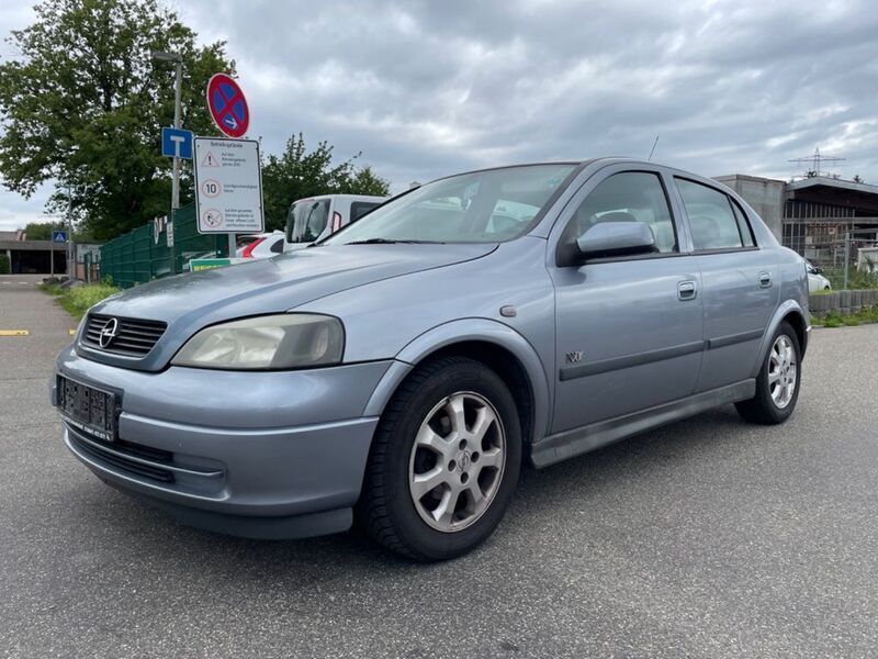 Silber Gebraucht 2003 Opel Astra Njoy Limousine | 799 € (Superpreis) - Bild 1/4