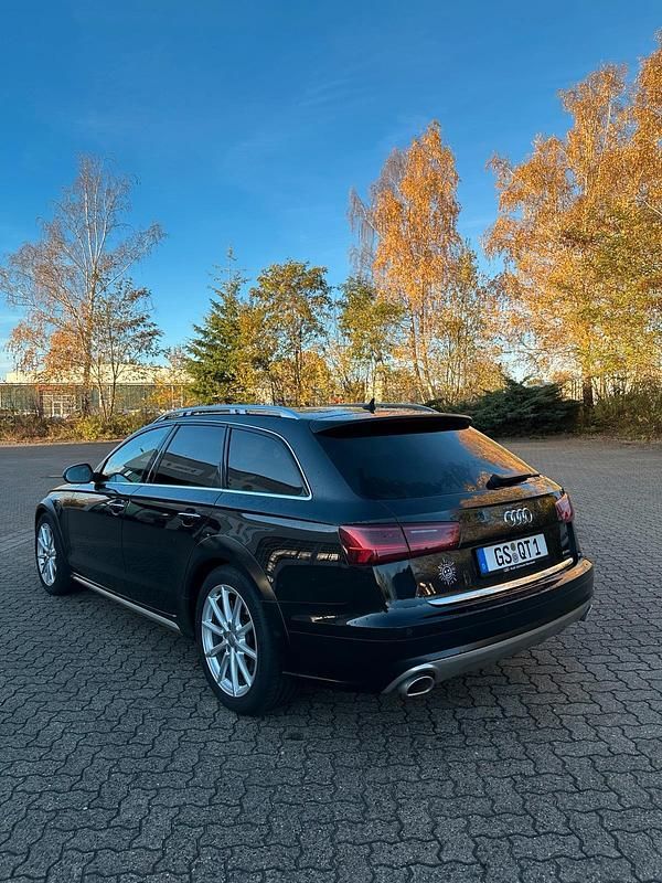 Schwarz Gebraucht 2016 Audi A6 Kombi | 17.000 € (Fairer Preis) - Bild 1/4
