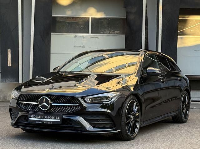 Schwarz Gebraucht 2022 Mercedes CLA220 Shooting Brake AMG Kombi | 27.900 € (Fairer Preis) - Bild 1/4