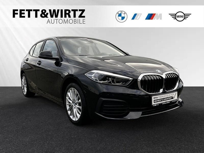 Schwarz uni Gebraucht 2022 BMW 118 Sport Line Kleinwagen | 21.222 € (Guter Preis) - Bild 1/3