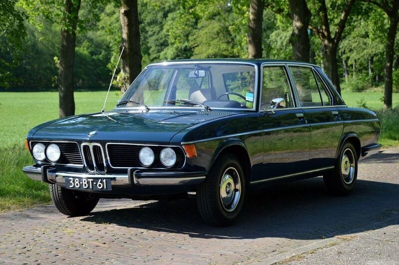 Blau Gebraucht 1974 BMW 2500 Limousine | 14.990 € - Bild 1/4