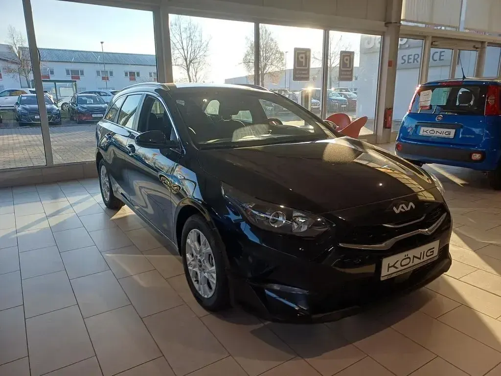Gebraucht Kia Ceed Sportswagon Vision 140 PS (102 kW) 2025 Schwarz Kombi