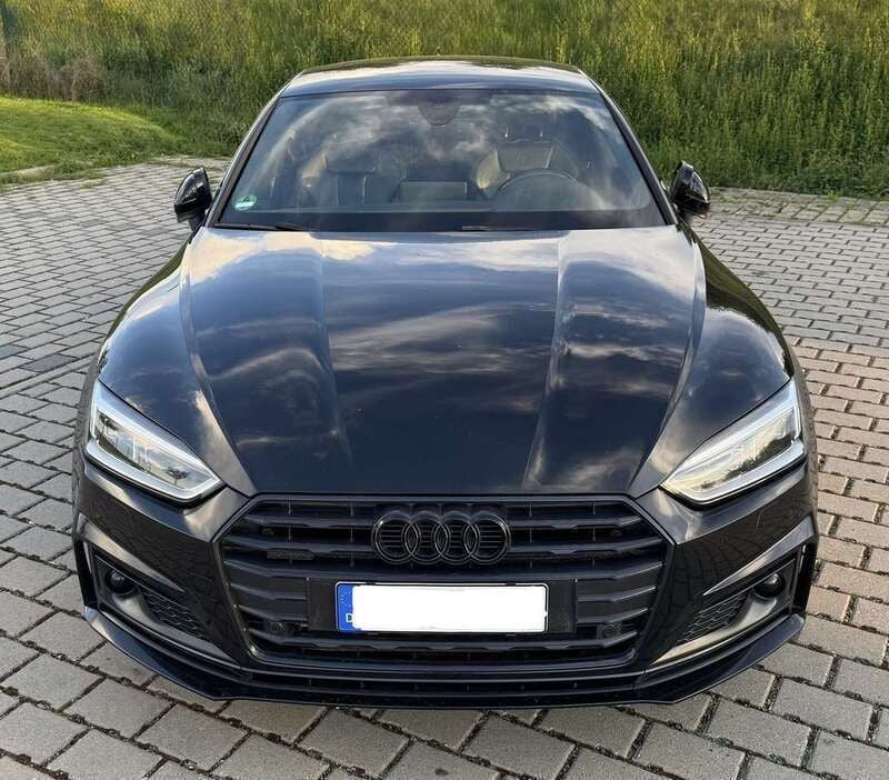 Schwarz Gebraucht 2018 Audi A5 Sportback Sport Kleinwagen | 27.700 € (Fairer Preis) - Bild 1/4