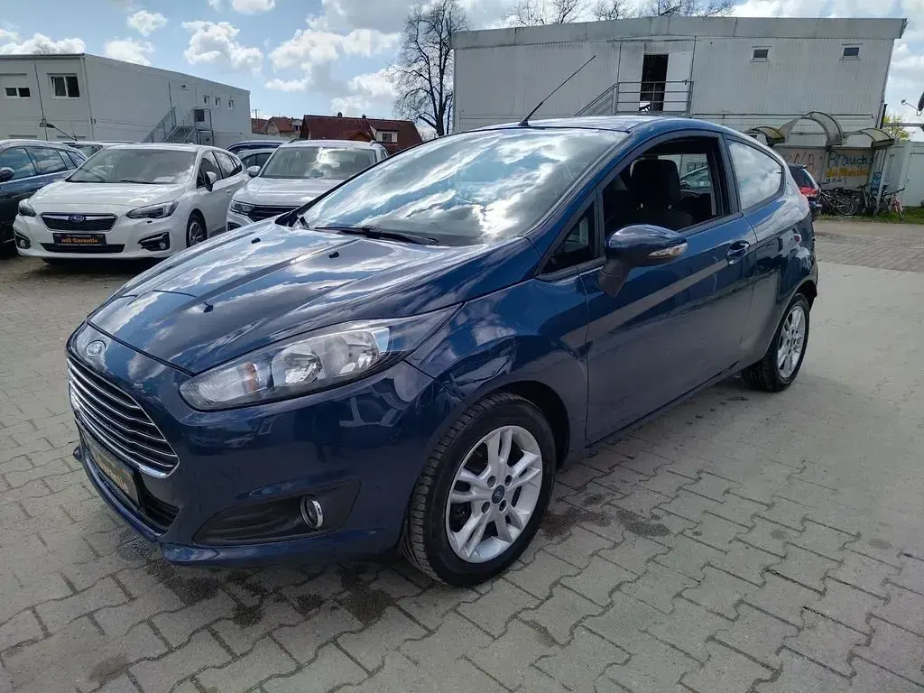 Gebraucht Ford Fiesta SYNC Edition 65 PS (47 kW) 2015 Blau Limousine