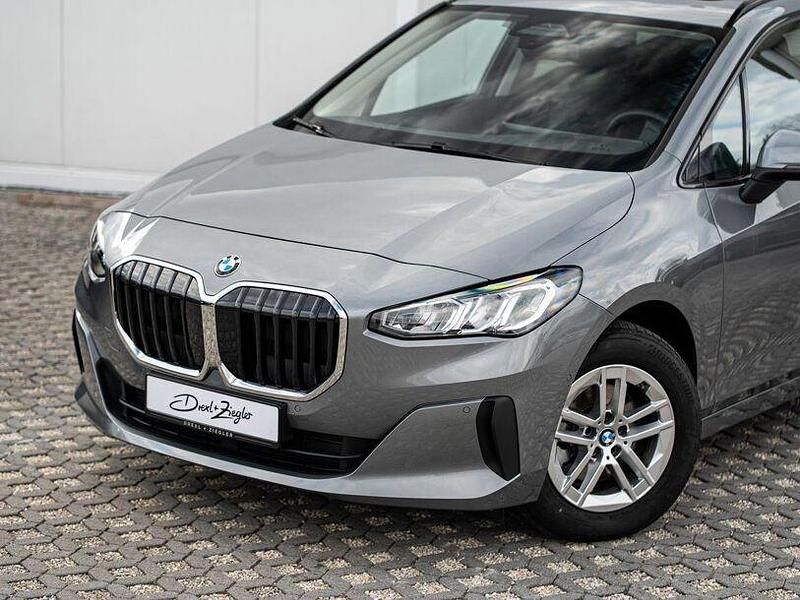 Gebraucht BMW 220 Active Tourer Performance 170 PS (125 kW) 2025 Skyscraper grey metallic Van / Kleinbus