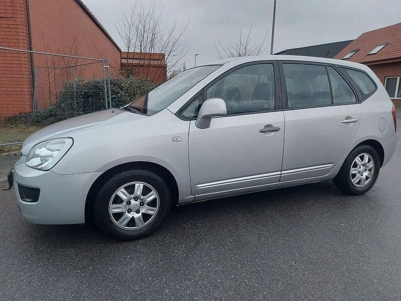 Gebraucht Kia Carens EX 144 PS (105 kW) 2009 Grau Van / Kleinbus