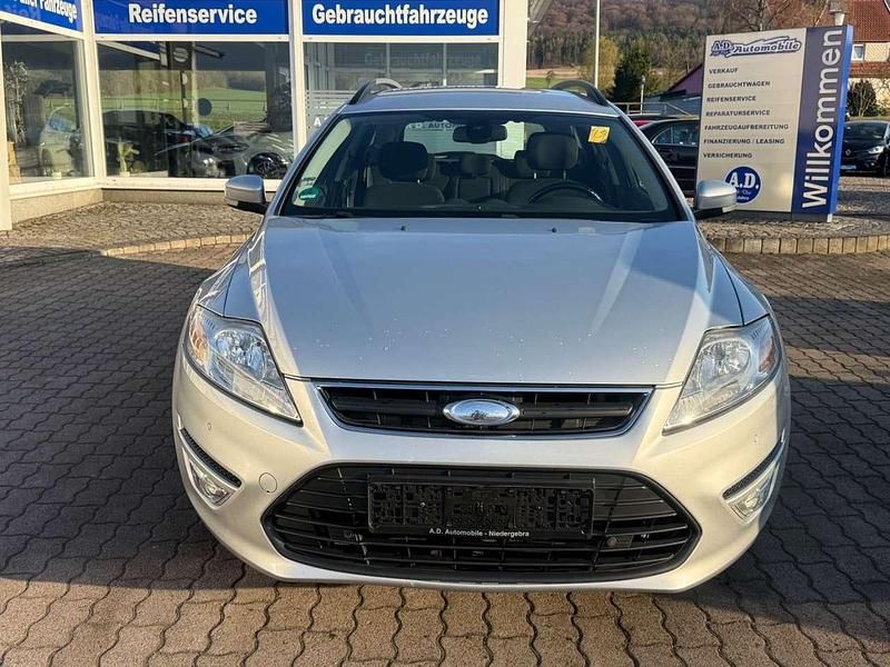 Gebraucht Ford Mondeo Trend 140 PS (102 kW) 2010 Silber Kombi