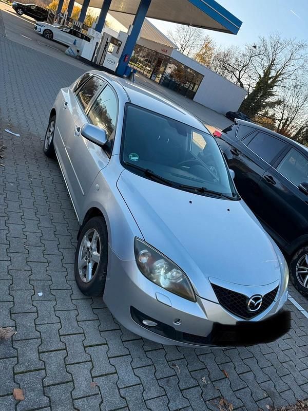 Silber Gebraucht 2008 Mazda 3 Limousine | 1.550 € (Guter Preis) - Bild 1/4