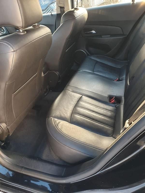 Gebraucht Chevrolet Cruze LTZ 163 PS (119 kW) 2013 Schwarz Kombi