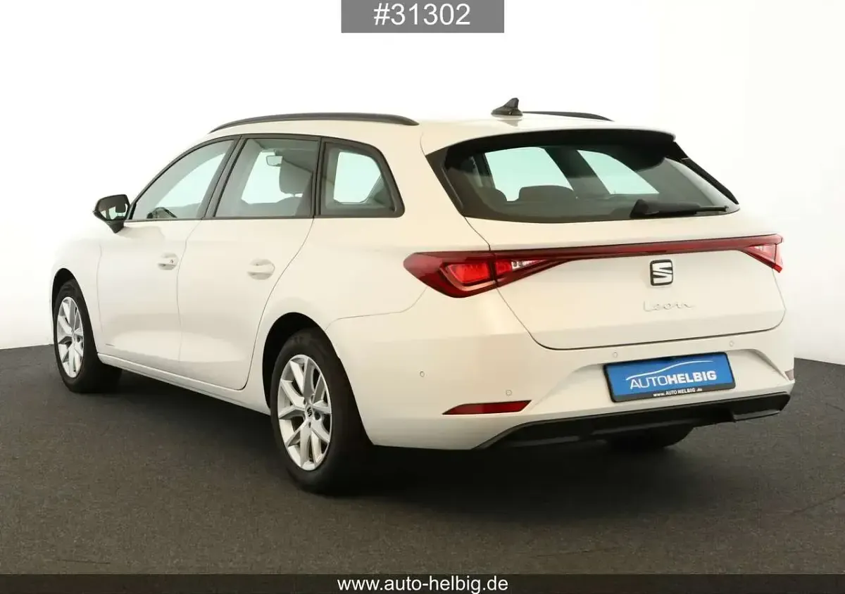 Gebraucht Seat Leon Style 150 PS (110 kW) 2022 White candy Kombi