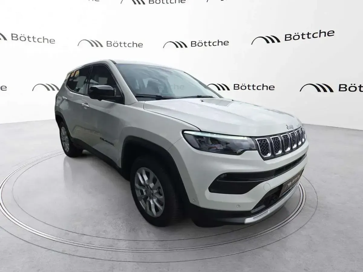 Neu Jeep Compass Altitude 131 PS (96 kW) 2025 Weiß SUV