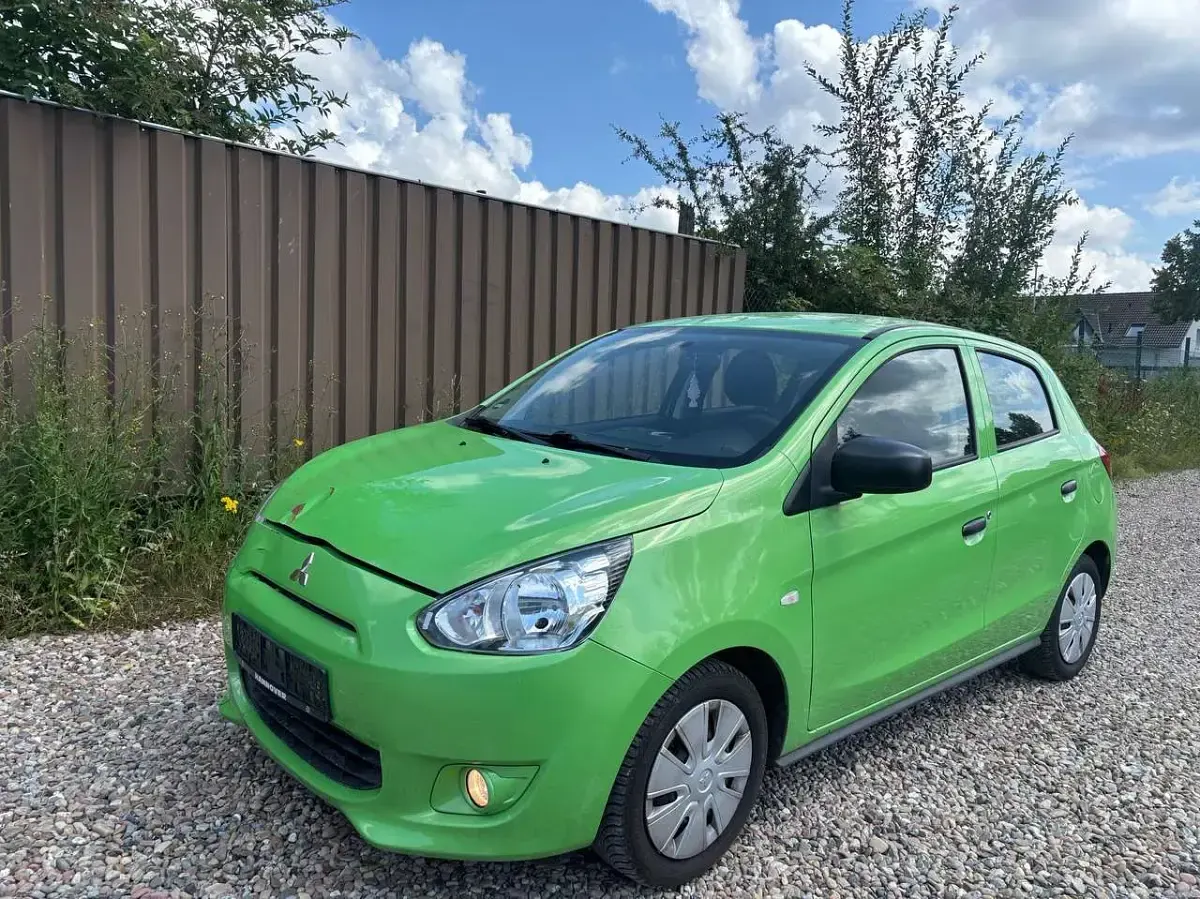 Gebraucht Mitsubishi Space Star Classic Collection 71 PS (52 kW) 2014 F24 ext Van / Kleinbus