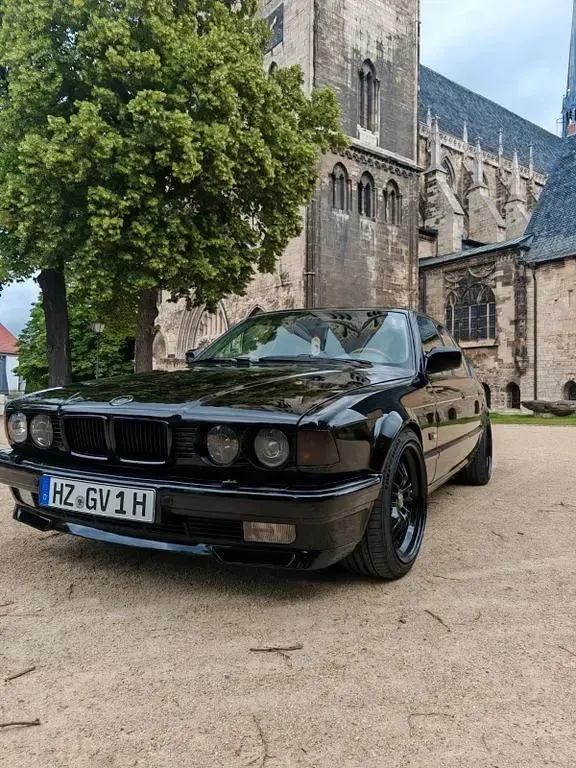 Gebraucht BMW 740 Performance 286 PS (210 kW) 1993 Schwarz Limousine