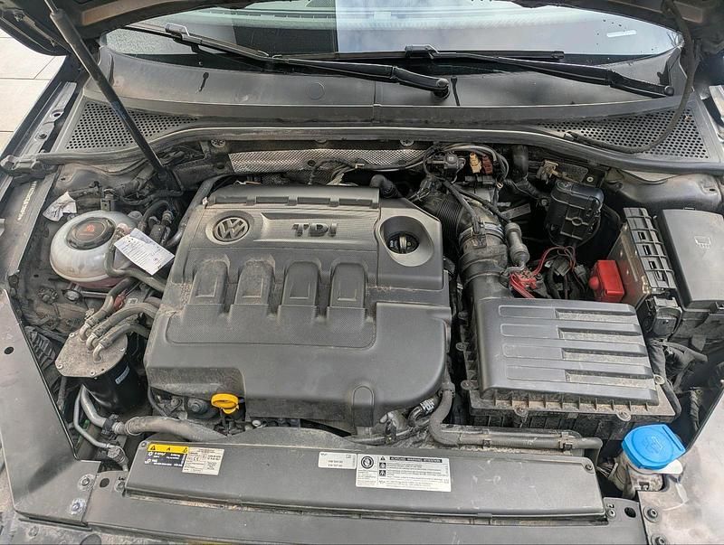 Gebraucht VW Passat 150 PS (110 kW) 2018 Schwarz Kombi