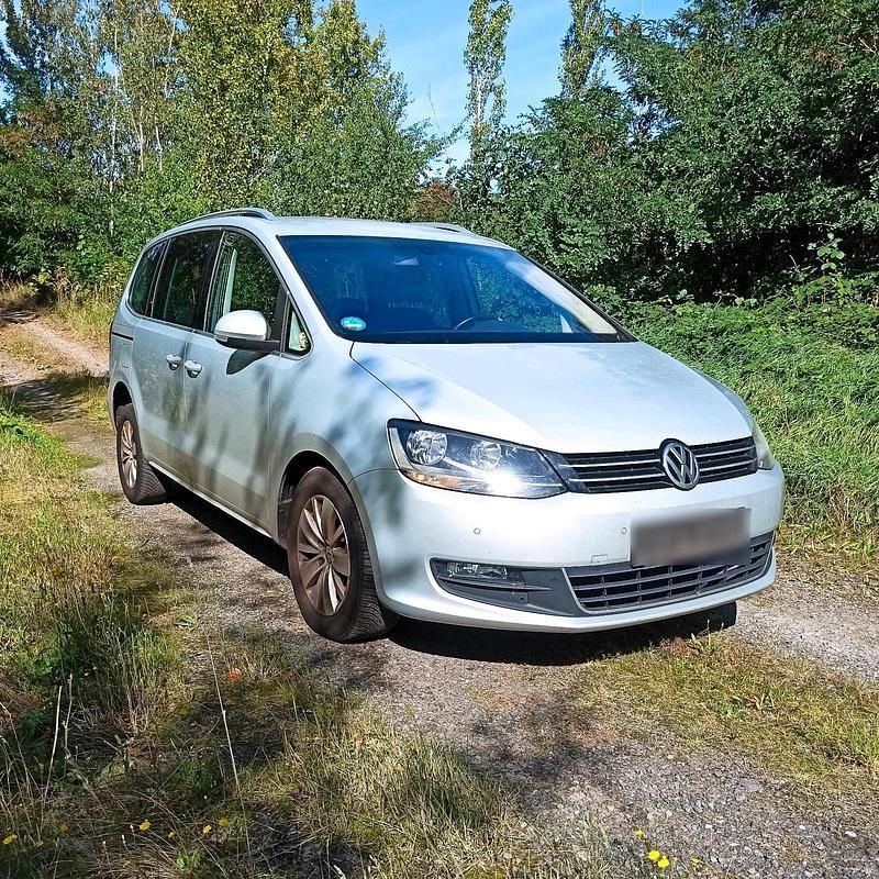 Gebraucht VW Sharan Comfortline 140 PS (102 kW) 2012 Silber Van / Kleinbus