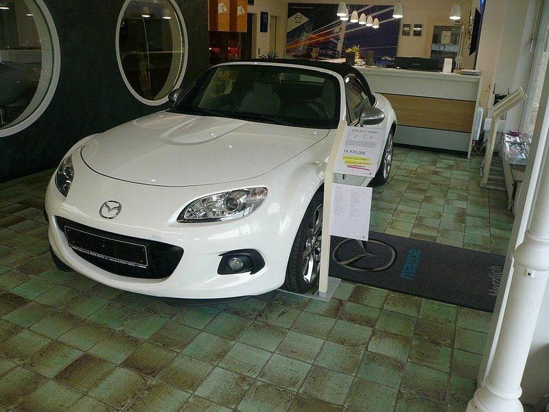 Gebraucht Mazda MX5 Sendo 126 PS (92 kW) 2014 Arachneweiß metallic Cabrio