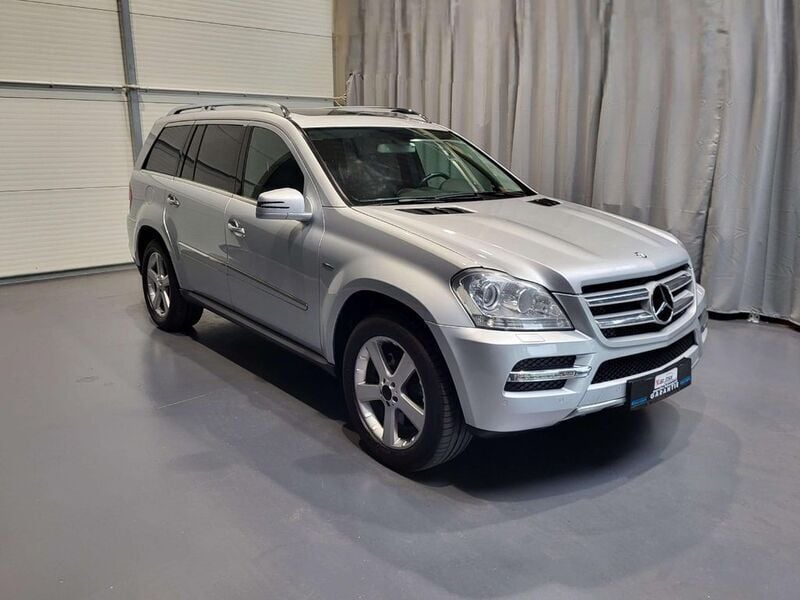 Gebraucht Mercedes GL350 224 PS (164 kW) 2011 Iridiumsilber  metalliclack SUV