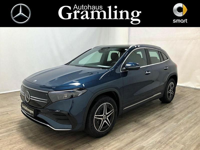 Blau Gebraucht 2023 Mercedes EQA250 AMG SUV | 34.489 € (Fairer Preis) - Bild 1/4