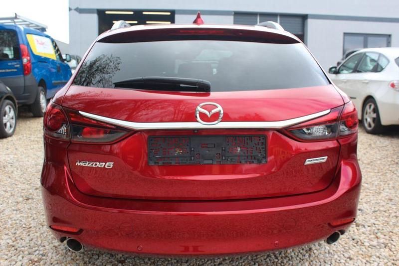 Gebraucht Mazda 6 Sports-Line 184 PS (135 kW) 2018 Rot Kombi