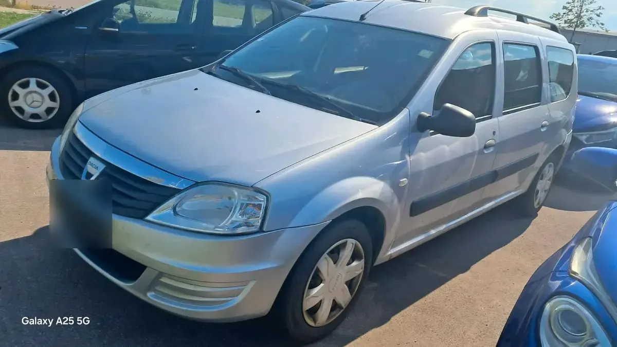 Gebraucht Dacia Logan 87 PS (63 kW) 2009 Silber Kombi