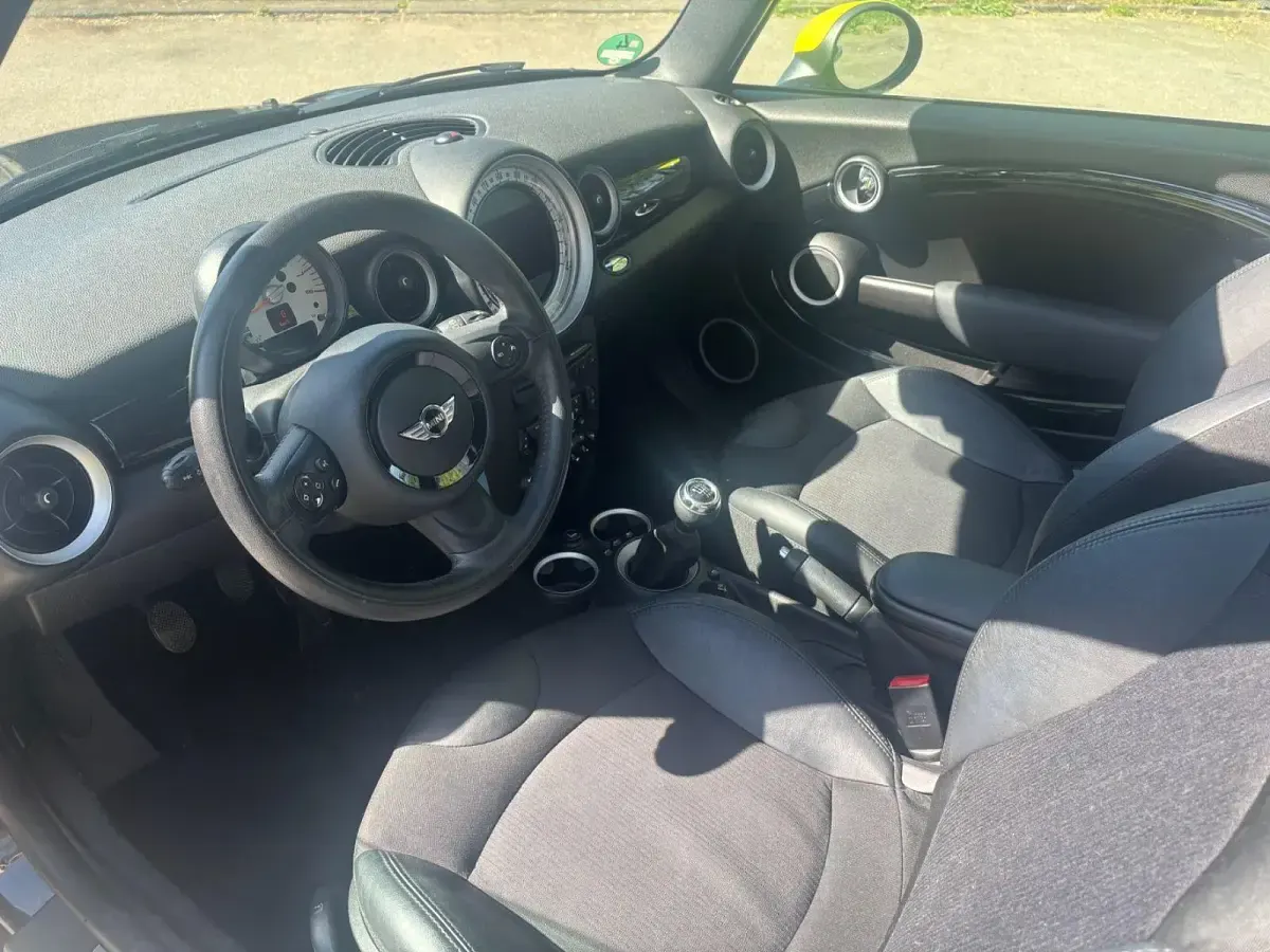 Gebraucht Mini Cooper Brick Lane 122 PS (89 kW) 2013 Schwarz Kleinwagen