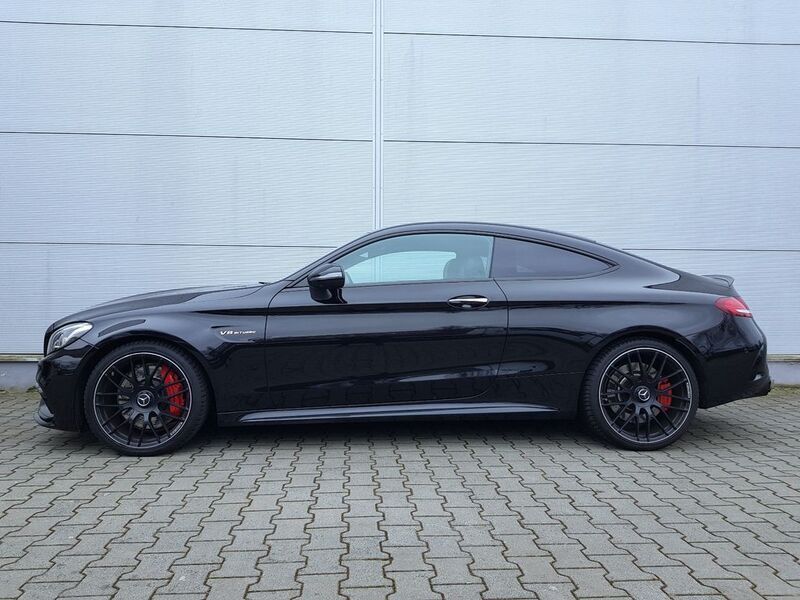 Obsidianschwarz metalliclack Gebraucht 2018 Mercedes C63 AMG AMG Coupé | 55.800 € (Etwas zu teuer) - Bild 1/4
