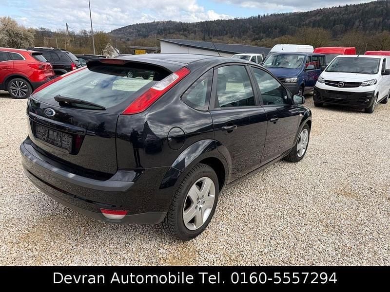 Gebraucht Ford Focus Style 101 PS (74 kW) 2007 Schwarz Limousine