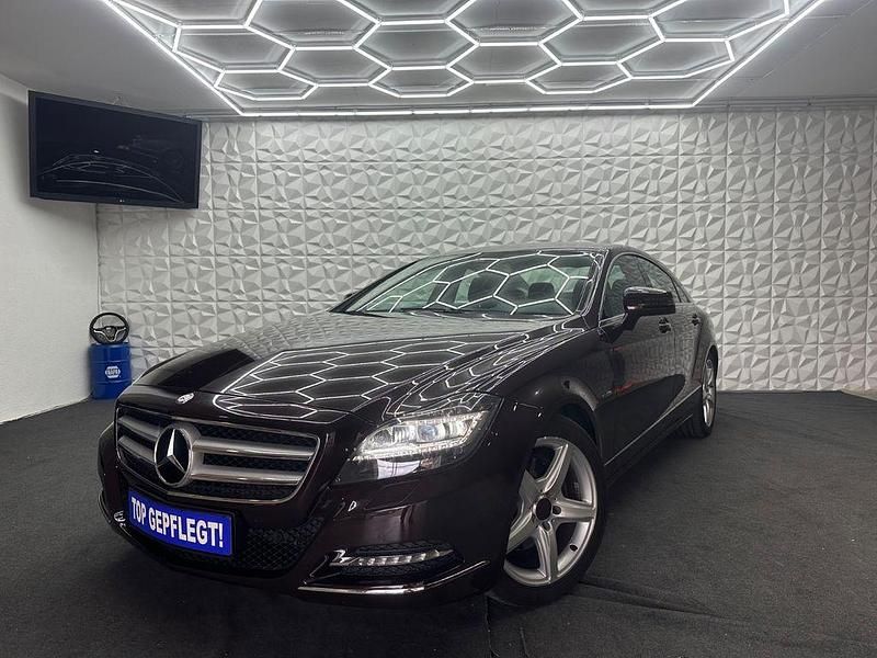 Braun Gebraucht 2011 Mercedes CLS350 Limousine | 22.990 € (Fairer Preis) - Bild 1/4