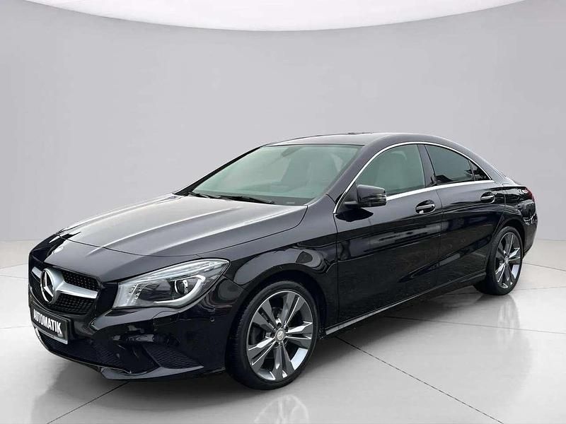 Schwarz Gebraucht 2014 Mercedes CLA200 Coupé | 17.990 € (Fairer Preis) - Bild 1/4
