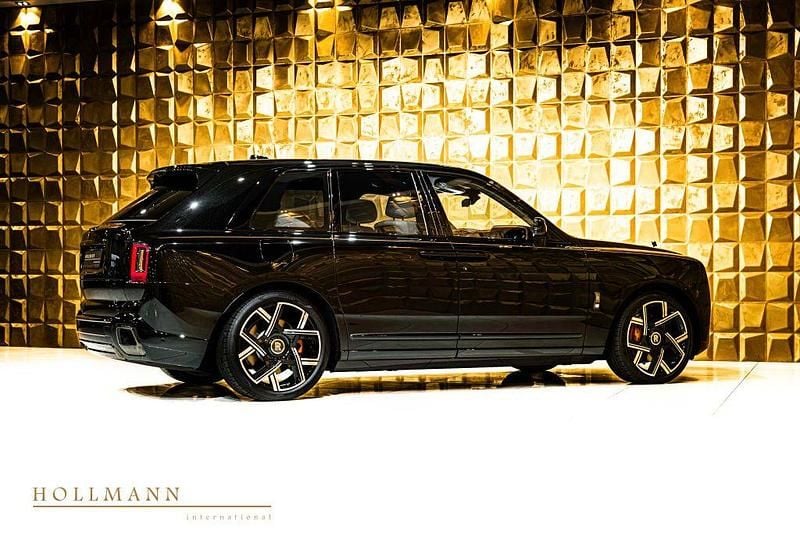 Neu Rolls Royce Cullinan 544 PS (400 kW) 2026 Schwarz SUV