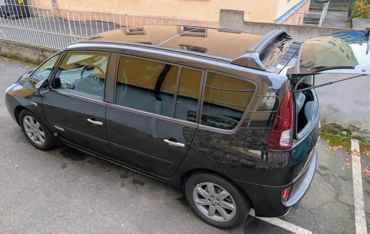 Gebraucht Renault Espace 150 PS (110 kW) 2012 Schwarz Van / Kleinbus