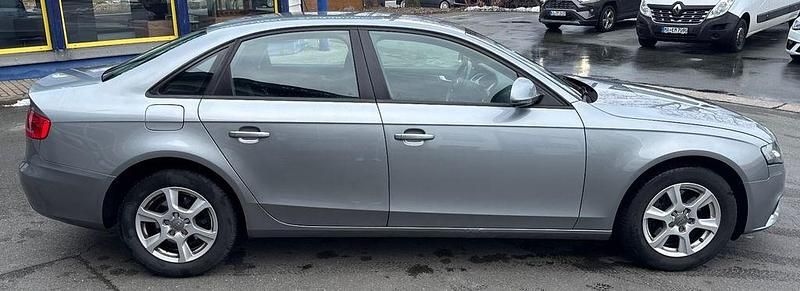 Gebraucht Audi A4 Sport 160 PS (117 kW) 2008 Grau Limousine