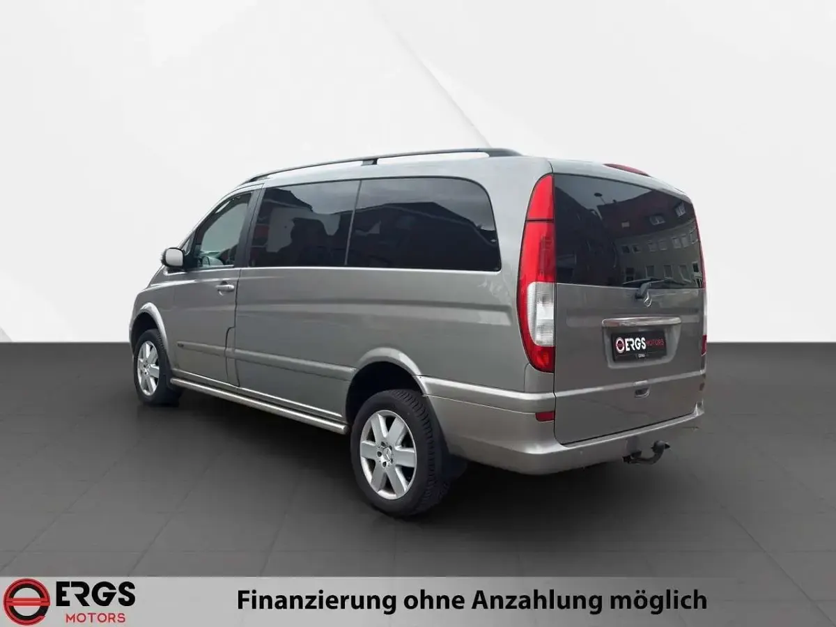 Gebraucht Mercedes Viano 150 PS (110 kW) 2008 Silber Van / Kleinbus