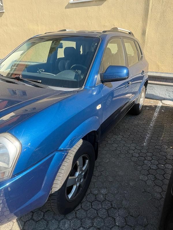 Gebraucht Hyundai Tucson 141 PS (103 kW) 2007 Blau SUV